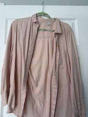 Old Navy Men's Pale Pink Casual Button-Down Shirt